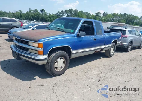 1997 Chevrolet K1500 Fleetside z USA, uszkodzony, nr VIN 2GCEK19M1V1227026